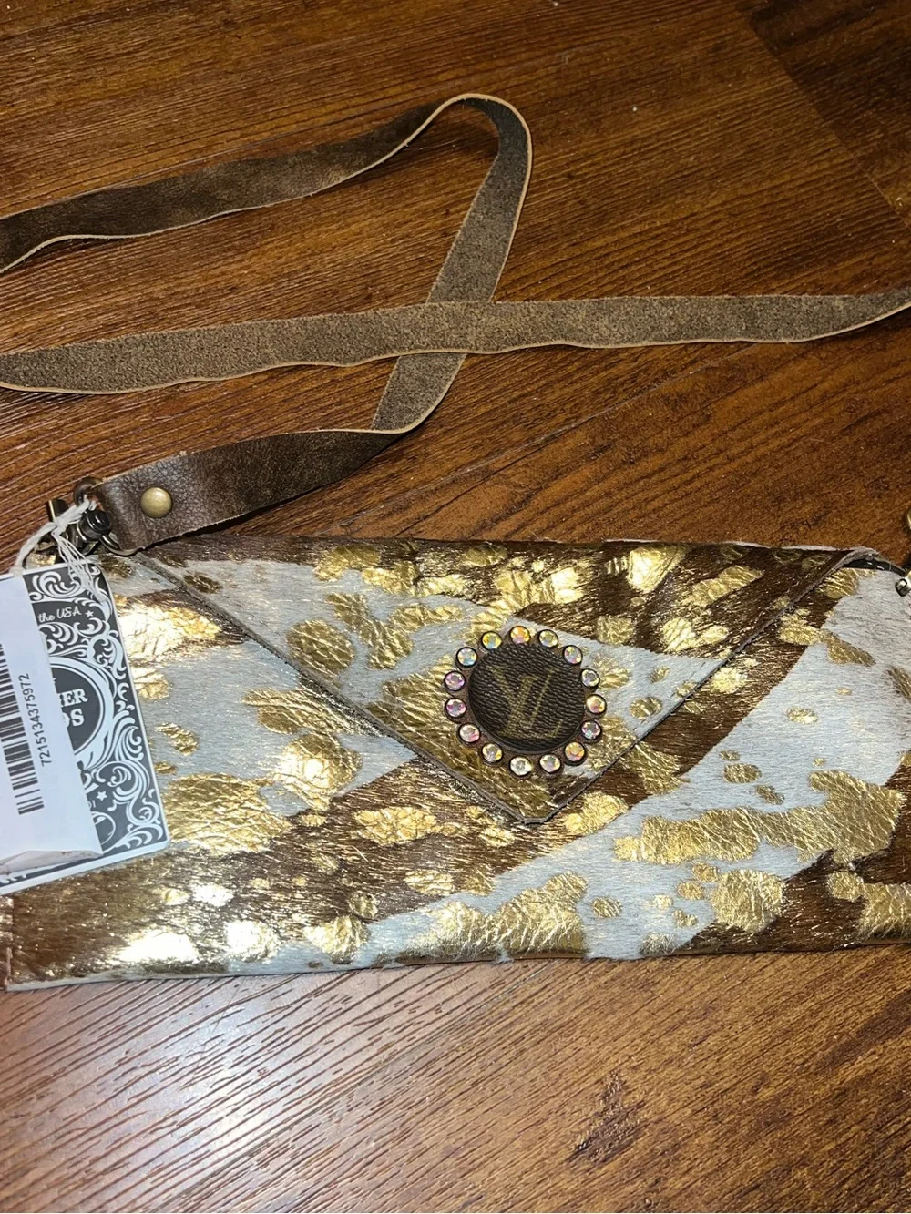 Keep it Gypsy Gold Ivory Safari Hide Louis Vuitton Patch Crossbody Bag NWT - Picture 6 of 11